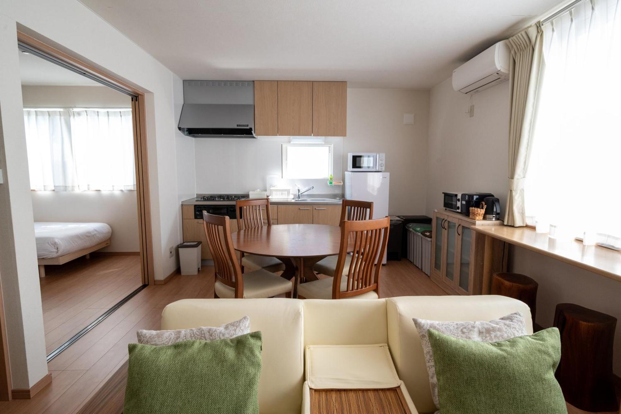 Tkd House Furano Apartment Exterior foto